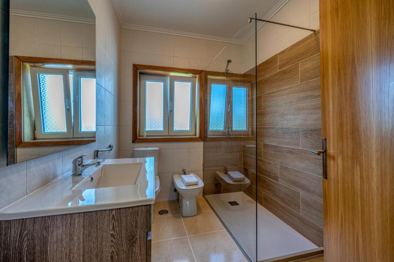 Central Suites Arouca Ngoại thất bức ảnh