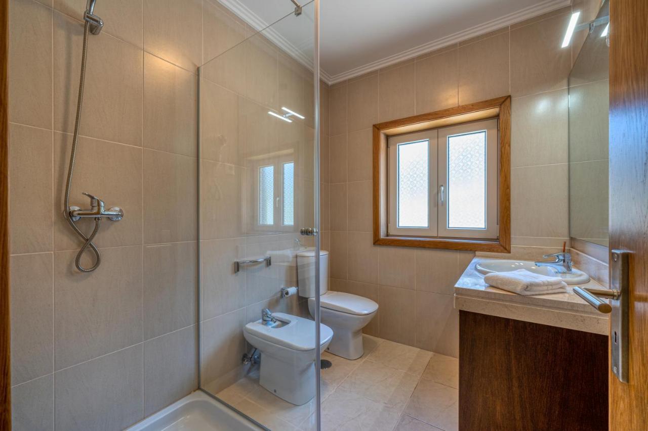 Central Suites Arouca Ngoại thất bức ảnh